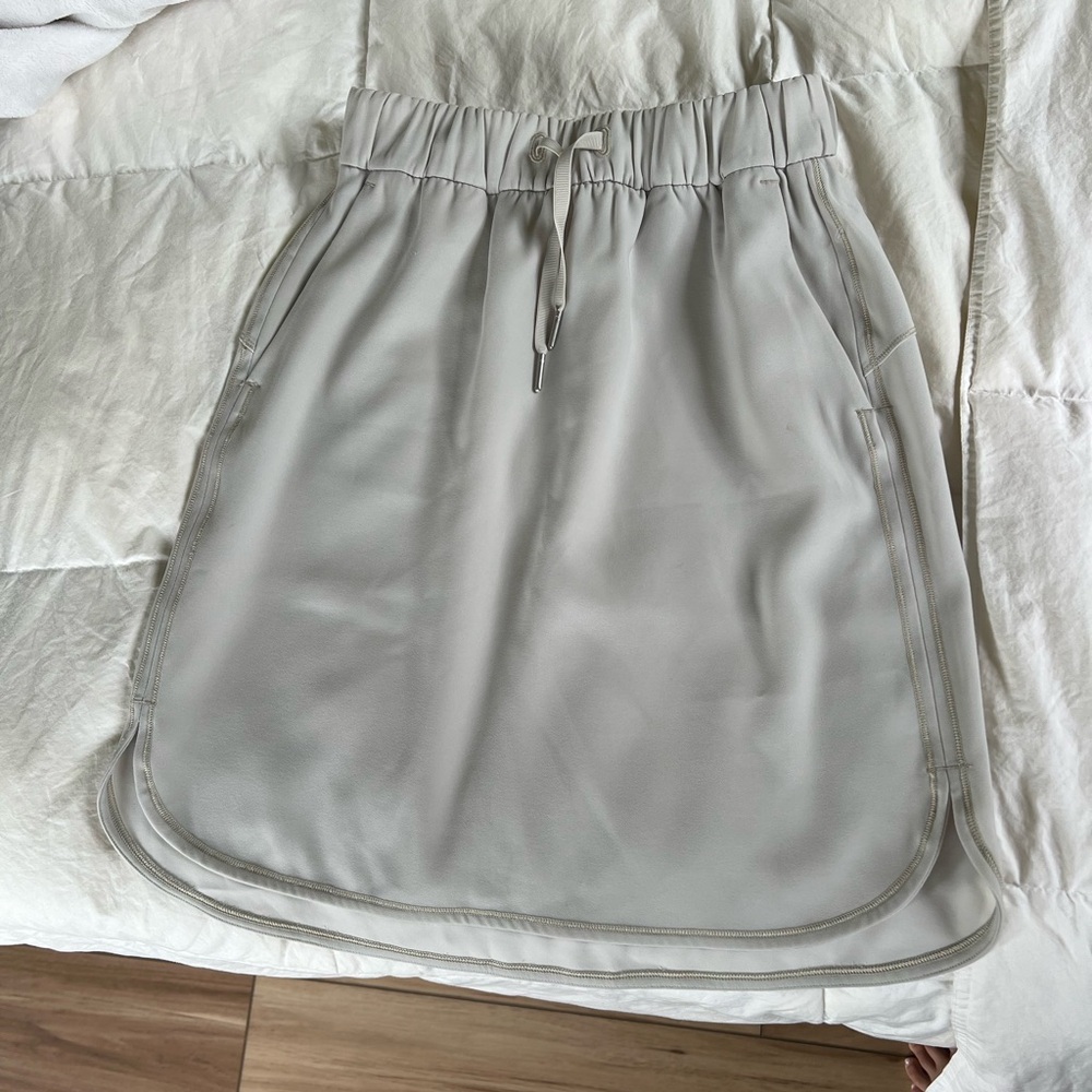 Beautiful Lululemon skirt
